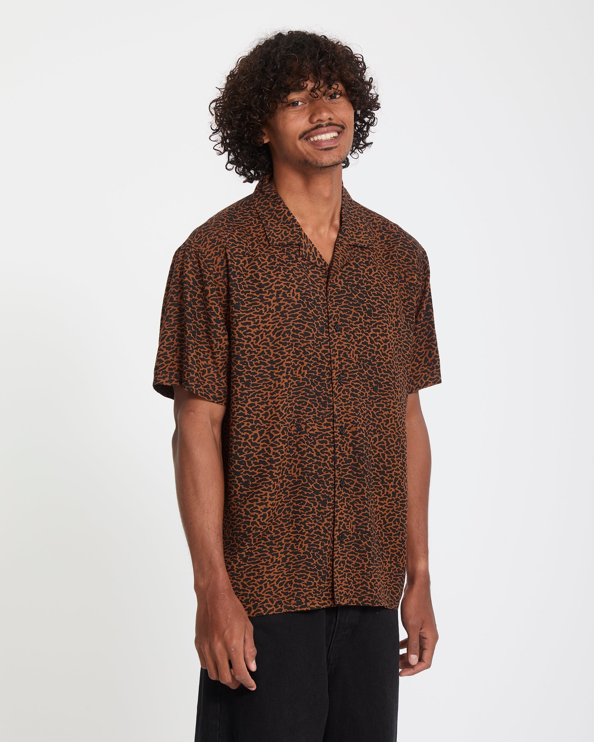 Utopias Print Shirt - Brown Horn - Men - Volcom EU – Volcom Europe