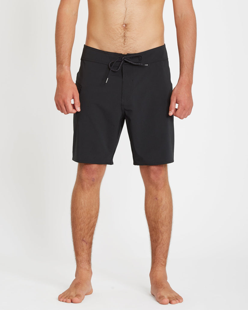Lido Solid Mod 18" Boardshort - Black
