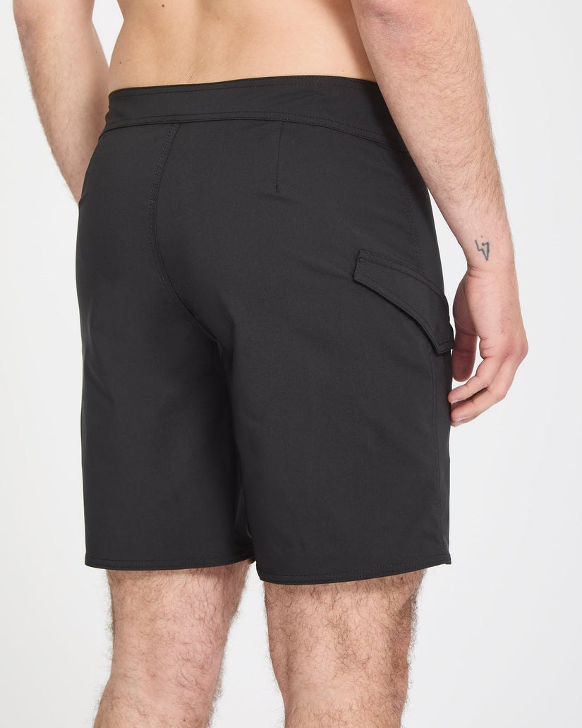 Lido Solid Mod 18" Boardshort - Black