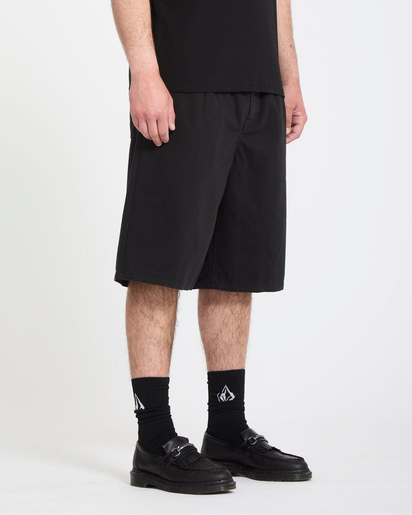 Chillow Pleat 24" Elasticated Waist Chino Short - Black