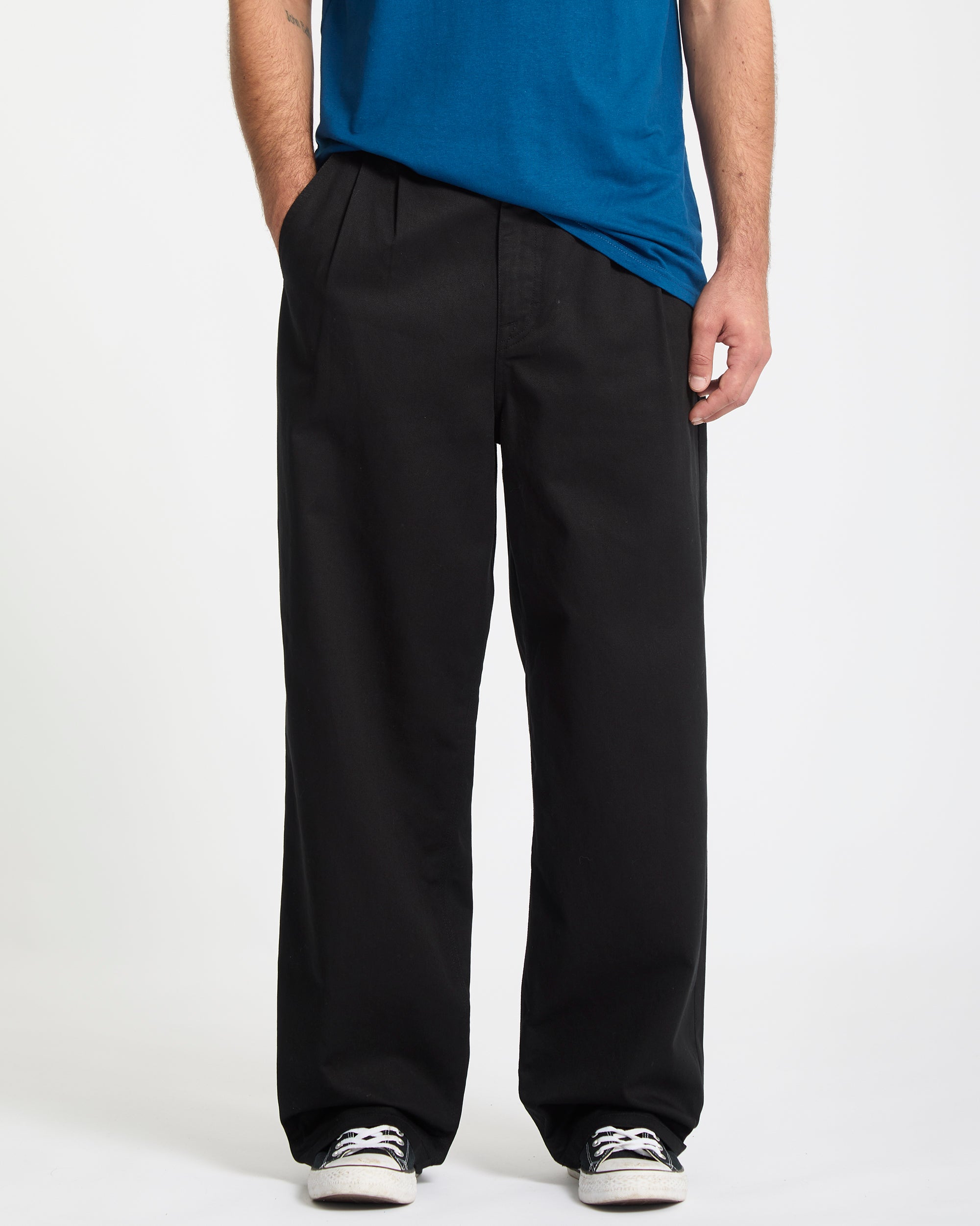 Baggos Pleat Trousers - Black - Men - Volcom EU – Volcom Europe