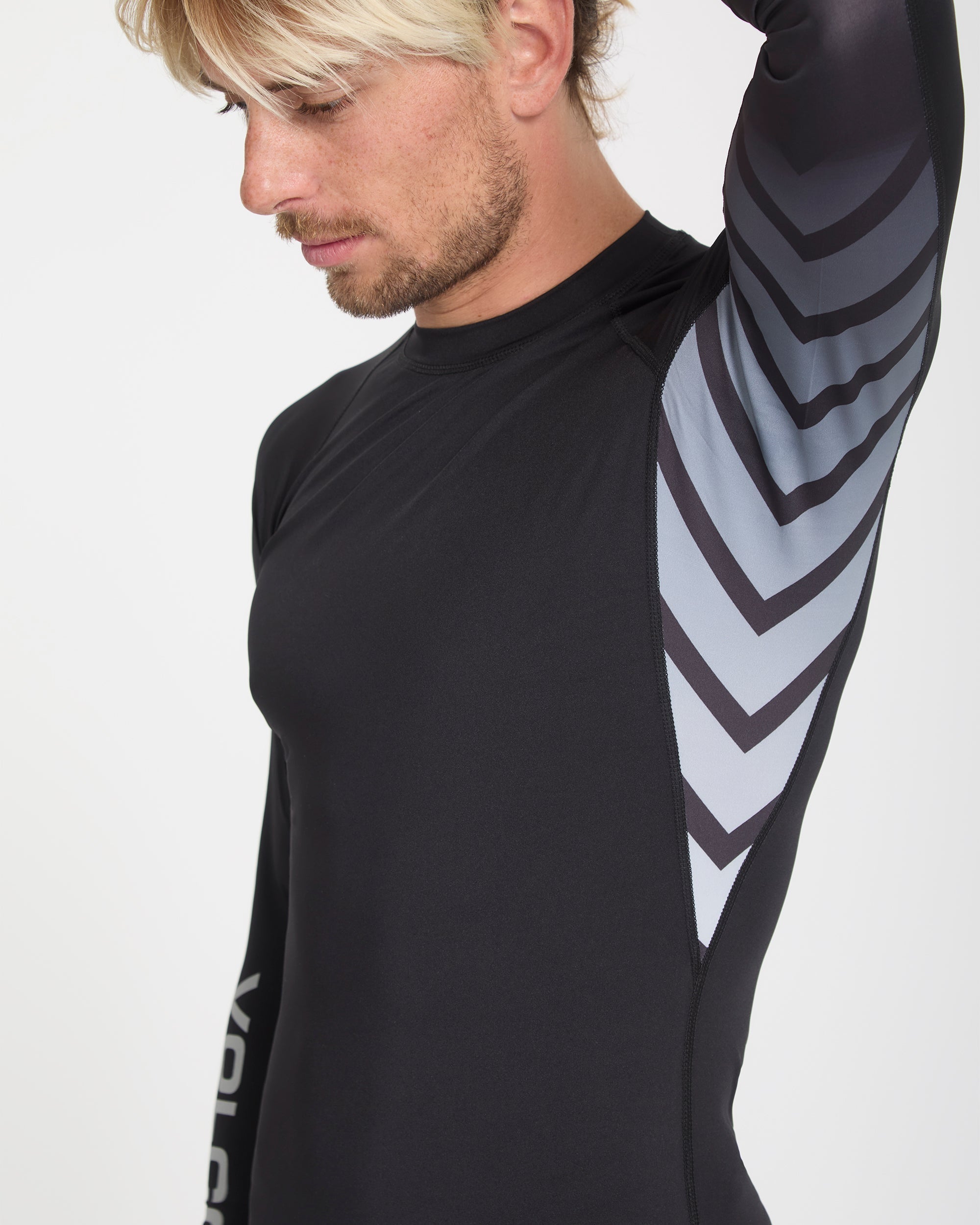 Vtv Jack Robinson Rashguard - Black - Men - Volcom EU – Volcom Europe