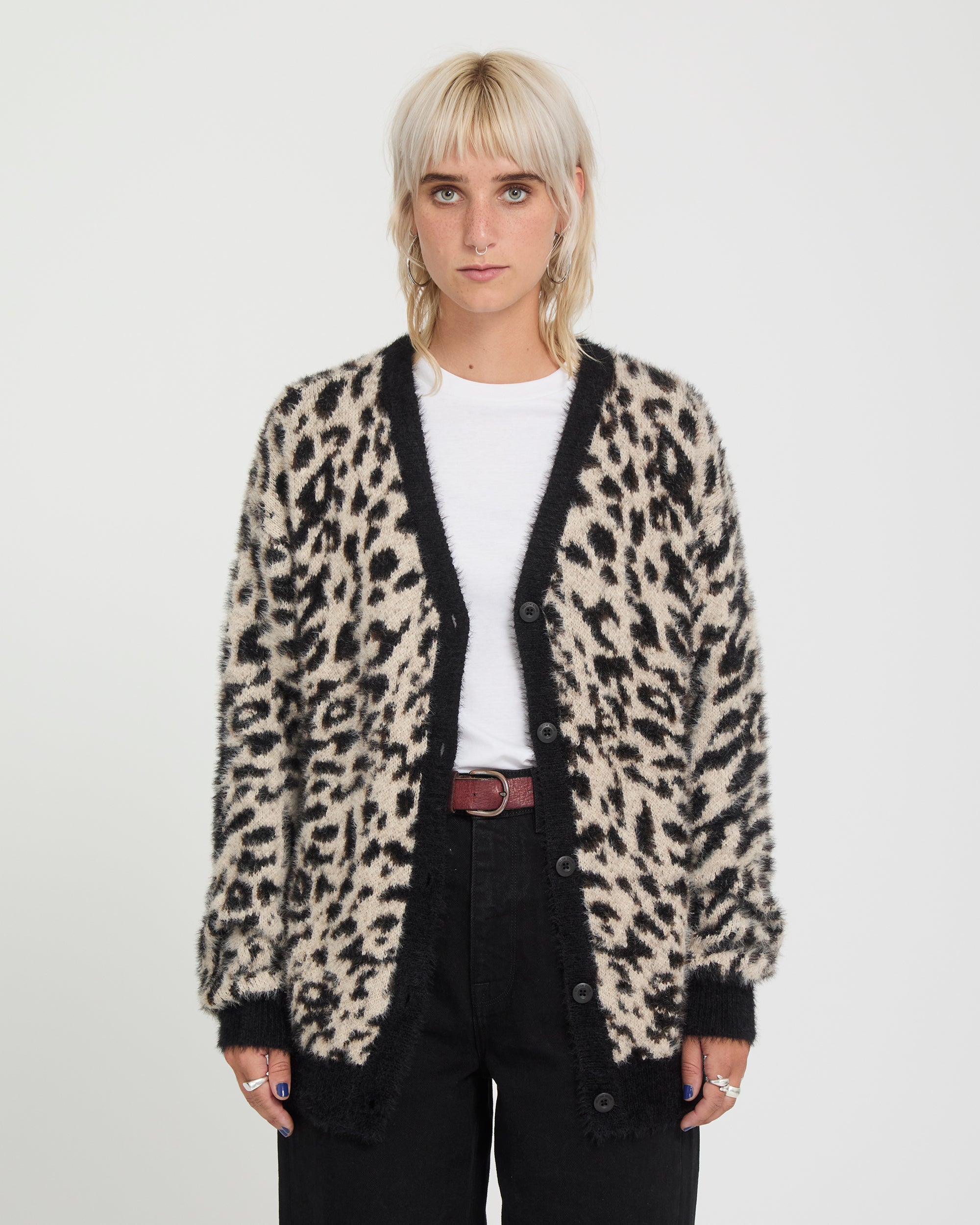 Tigardi Cardigan - Animal Print - Women - Volcom EU – Volcom Europe Tigardi Cardigan - Animal Print - Women - Volcom EU – Volcom Europe