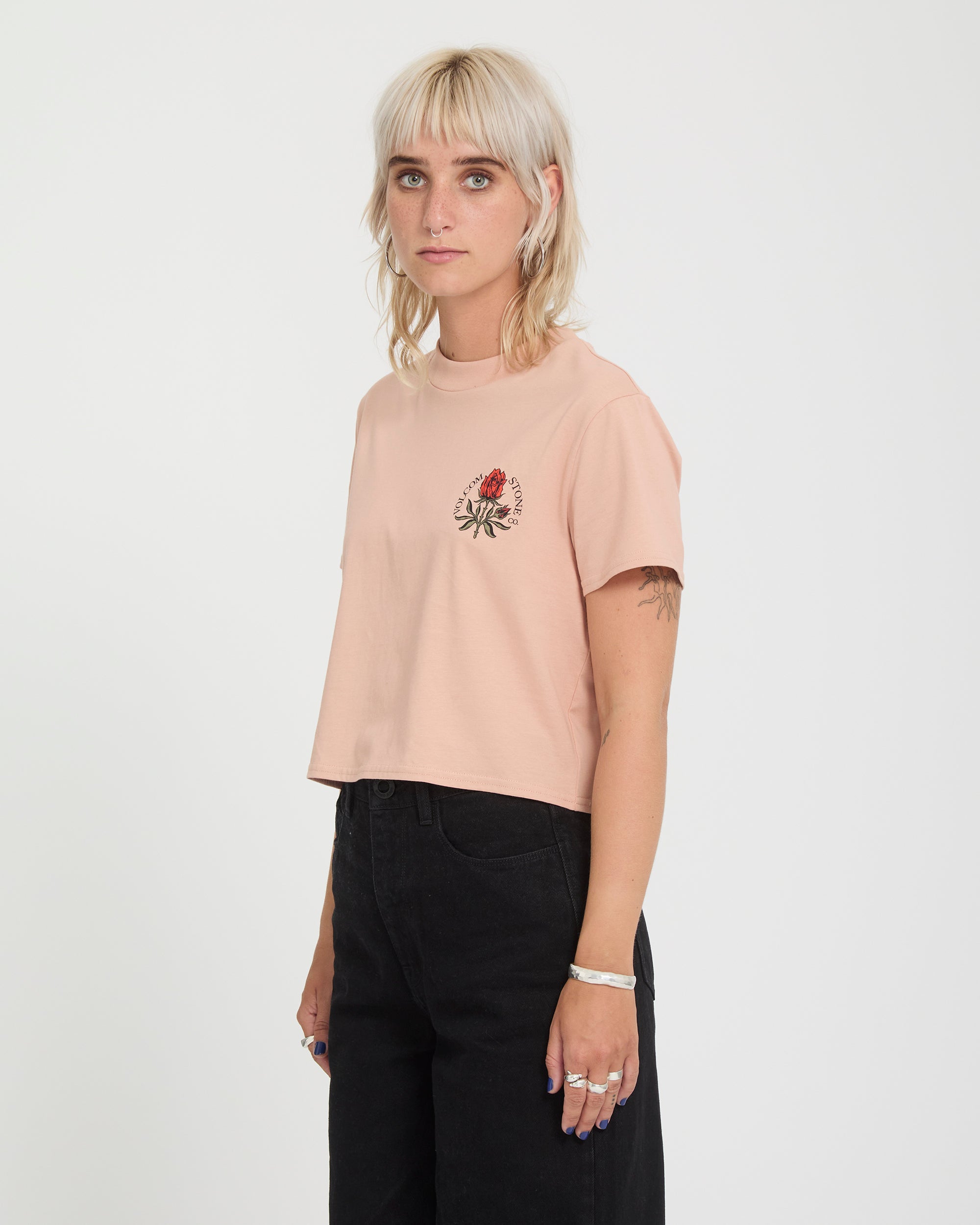 Dial Crop T-Shirt - Misty Rose - Women - Volcom EU – Volcom Europe