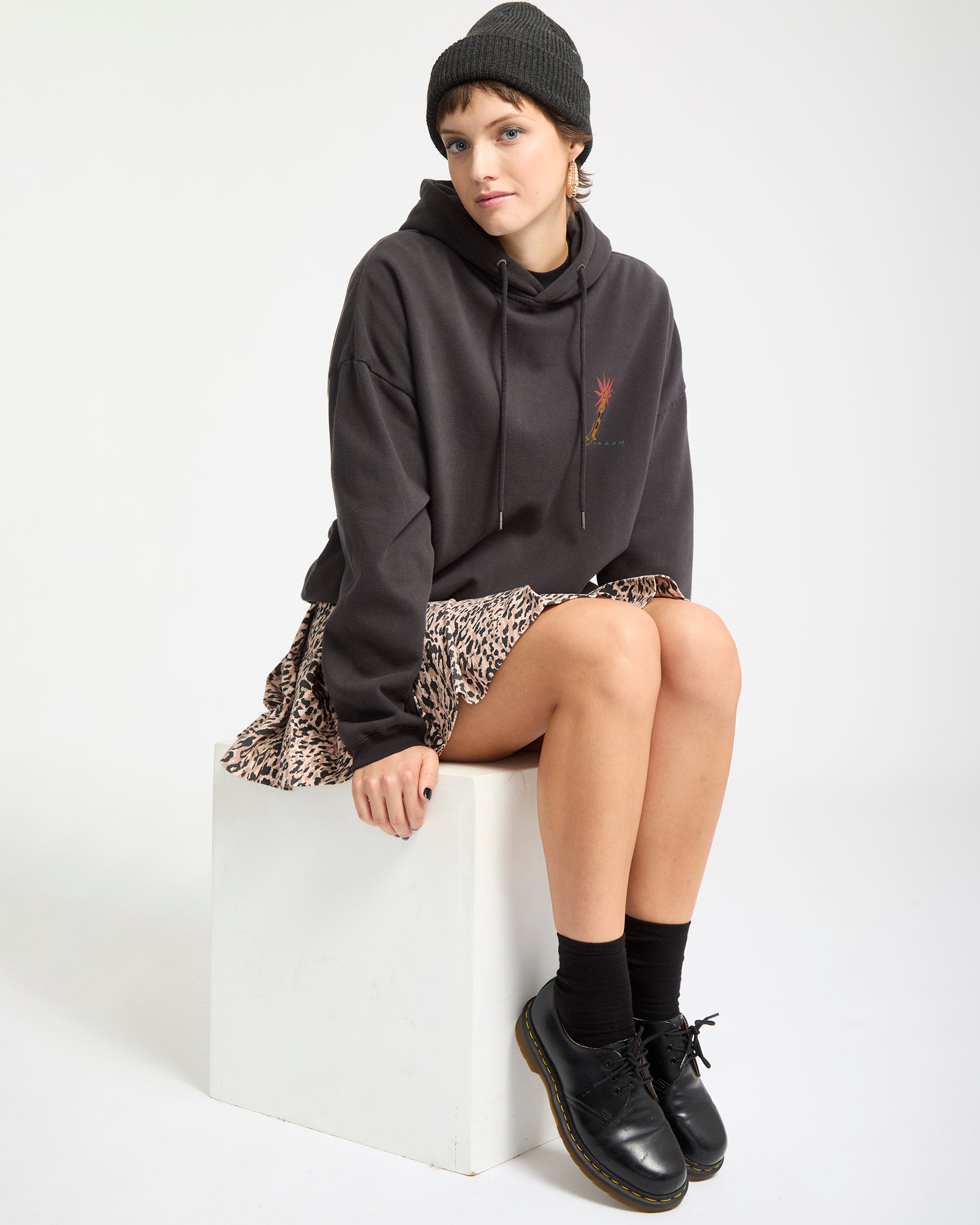 Radical Daze Hoodie - Black - Women - Volcom EU – Volcom Europe
