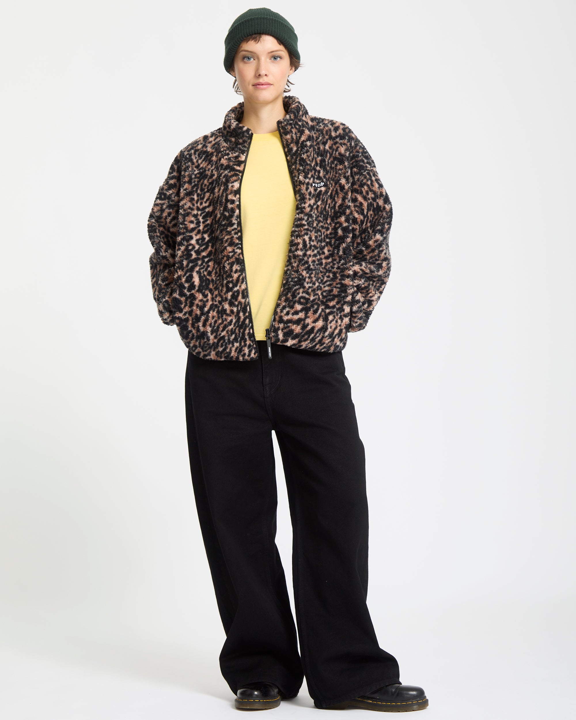 VOLCOM ヒョウ柄 ジャケット M Wylding Out Zip Sherpa - Animal Print - Women - Volcom EU – Volcom