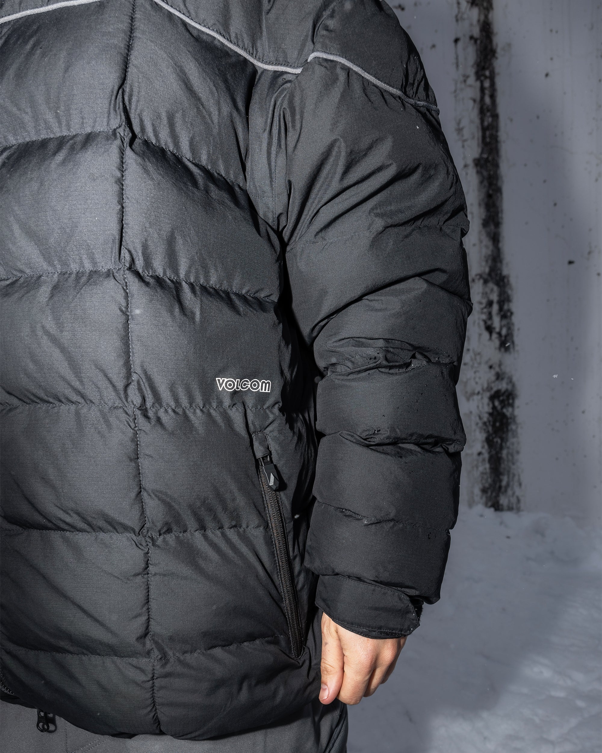 Sew Down Jacket - Black - Men - Volcom EU - 2 Years Warranty