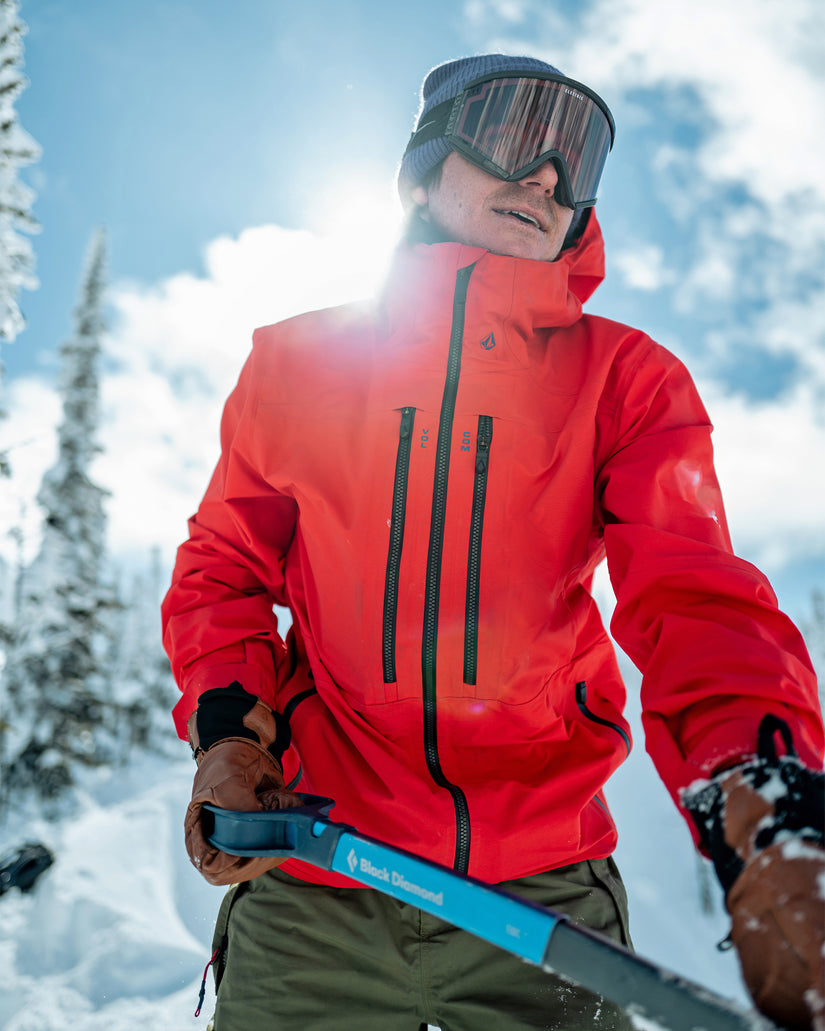 Volcom Snowboard Jacket Volcom Ski Jacket Mens Guide Gore-Tex Jacket Crimson Men Volcom UK Years