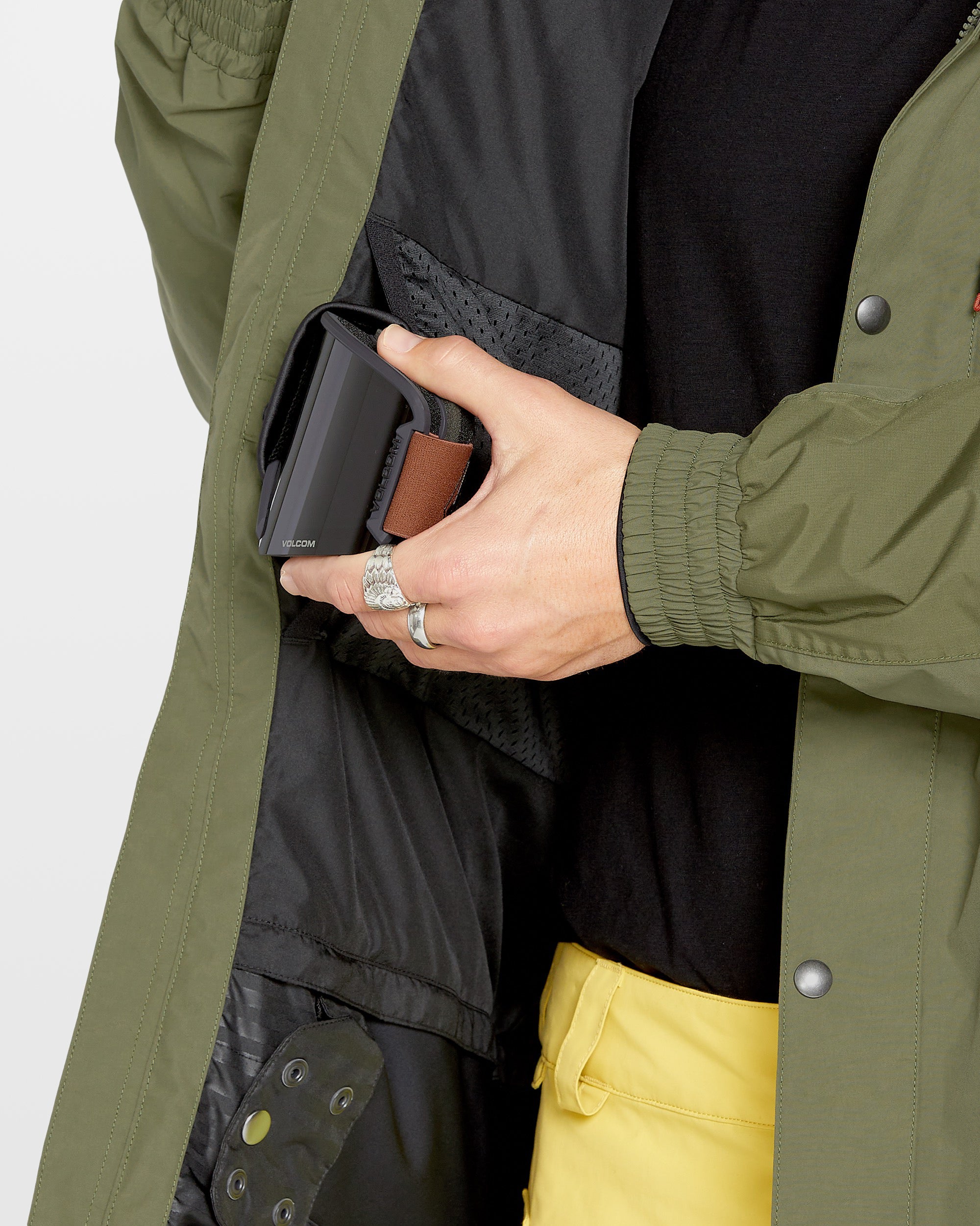 Longo Gore-Tex Jacket - Ivy - Men - Volcom UK - 2 Years Longo Gore-Tex Jacket - Ivy - Men - Volcom UK - 2 Years