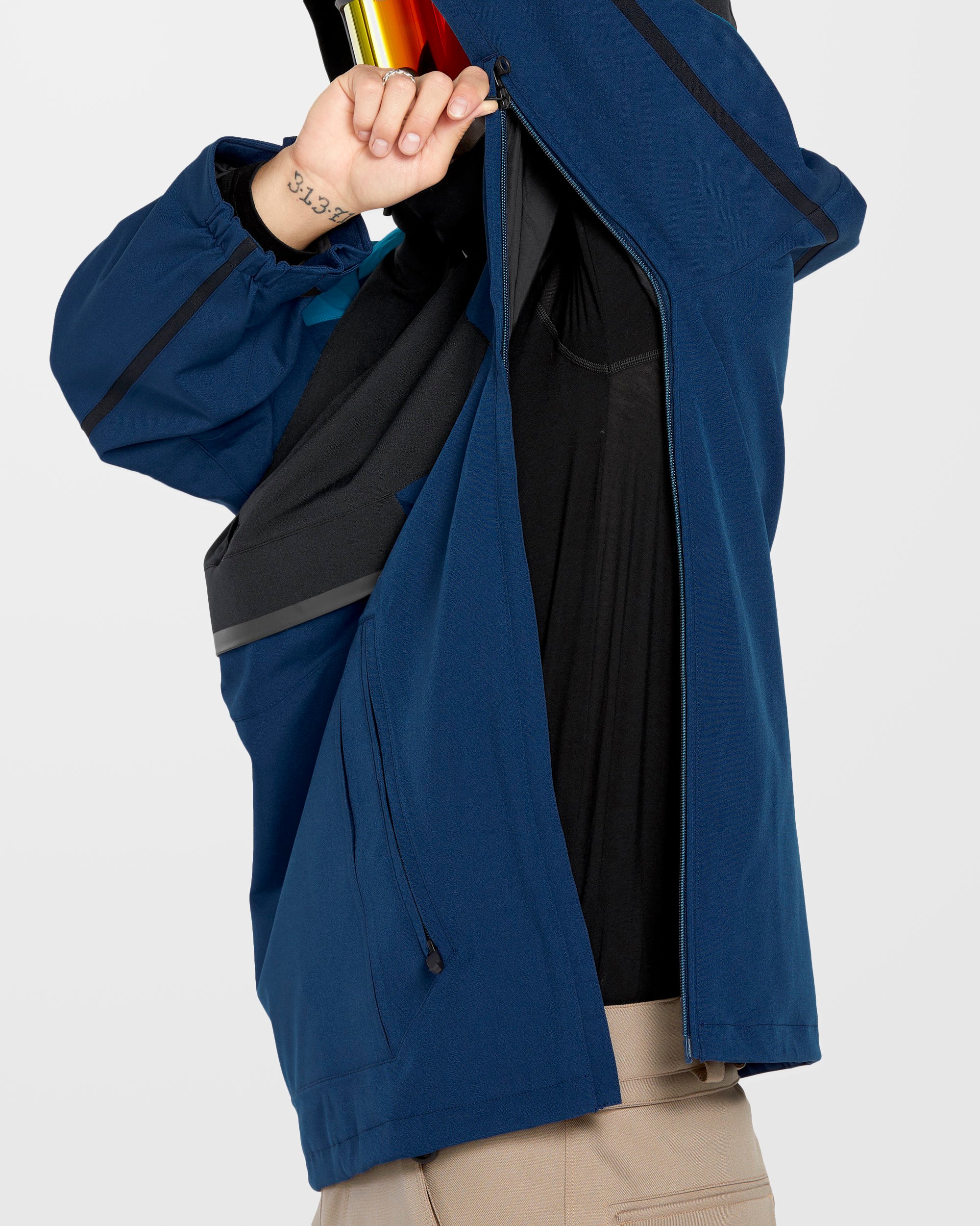 VOLCOM バーガンディ/ライトブルー スノーボードジャケット VOLCOM スノーボードジャケットM 青 VOLCOM ボルコム スノーボード