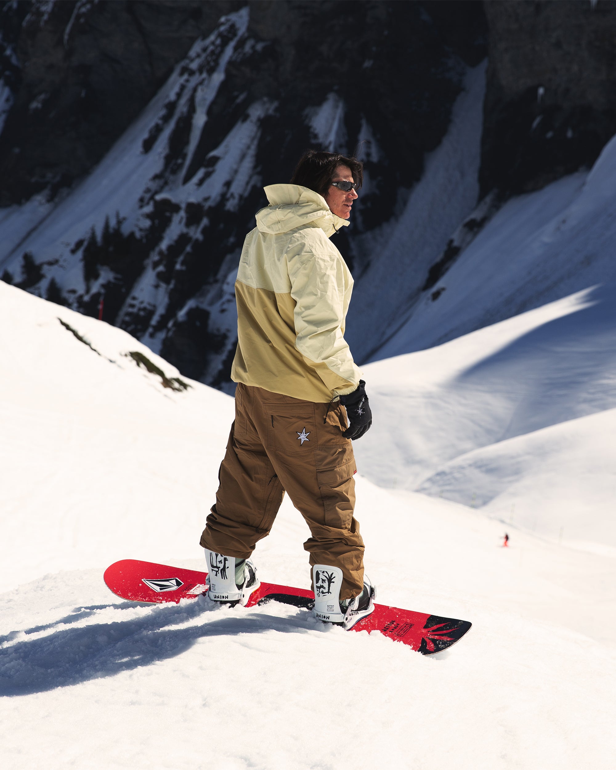 Longo Gore-Tex Jacket - Chino - Men - Volcom EU – Volcom Europe