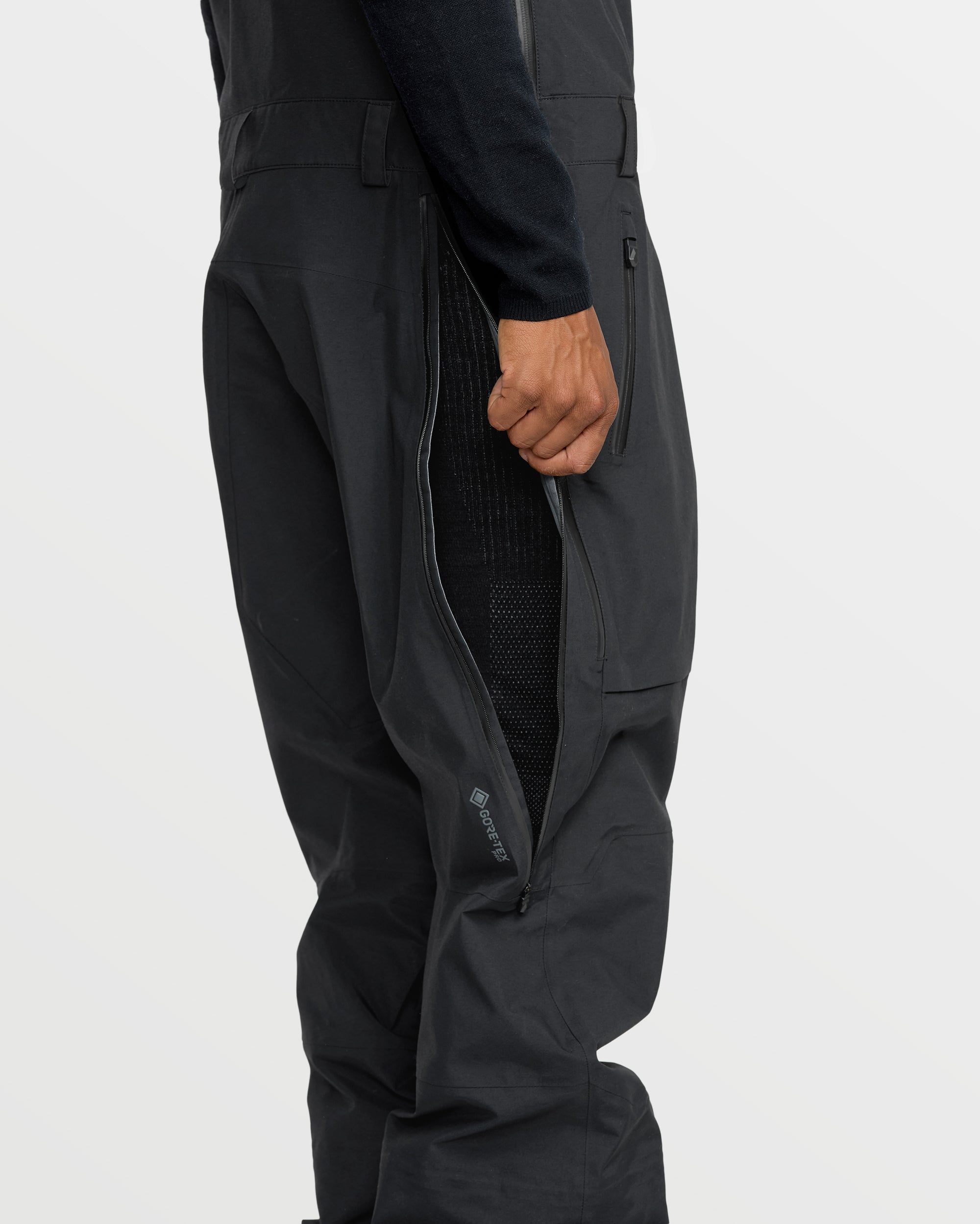 Anyox Gore-Tex Pro Shell Bib Overall - Black - Men - Volcom EU