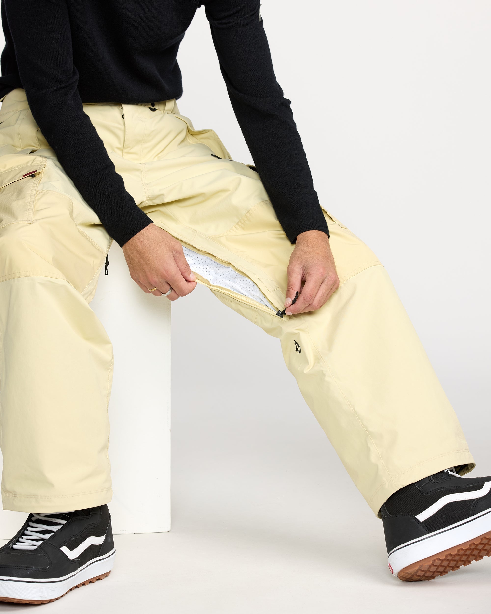 Longo Gore-Tex Trousers - Chino - Men - Volcom EU – Volcom Europe
