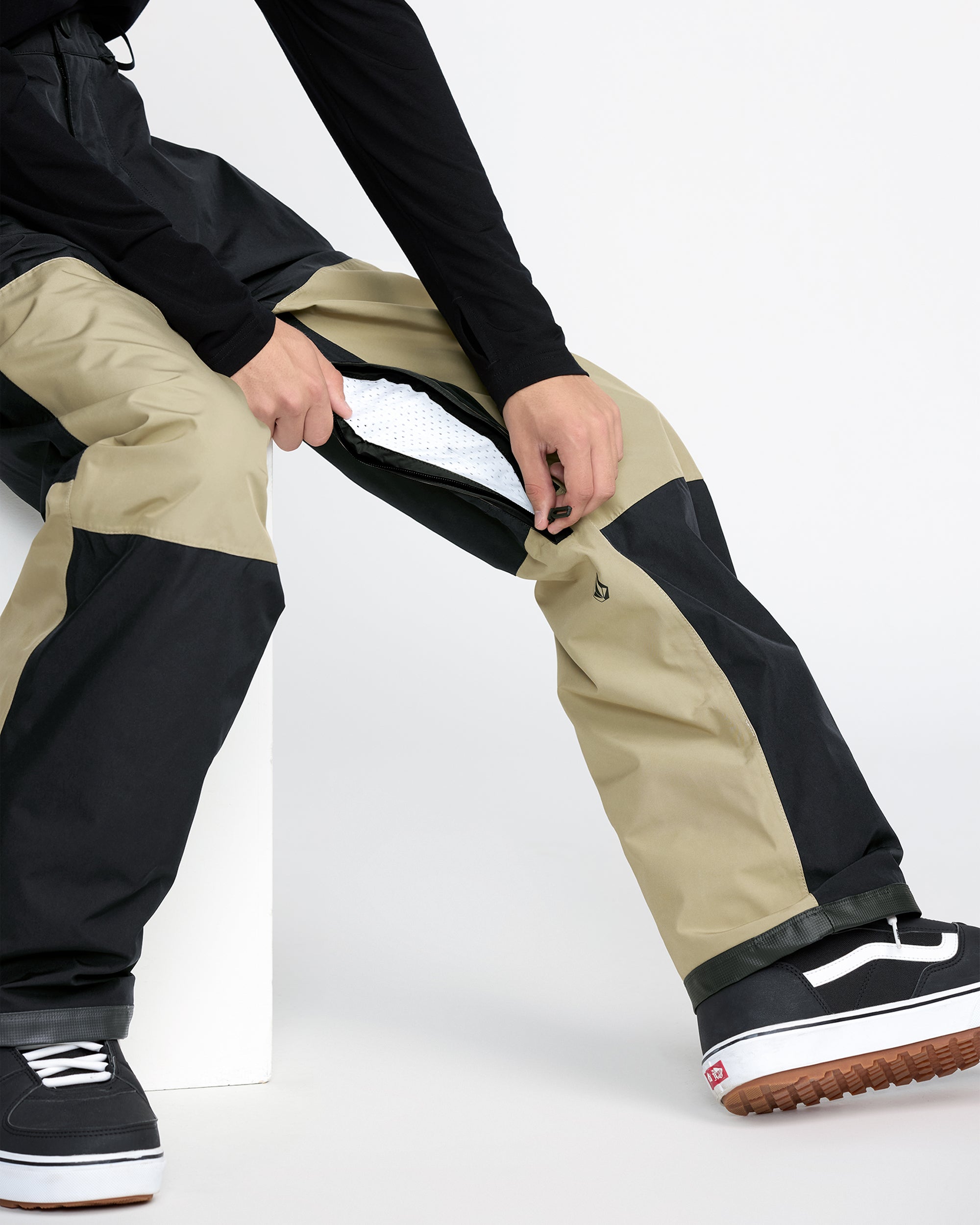 Dua Gore-Tex Trousers - Moss Green - Men - Volcom EU – Volcom Europe