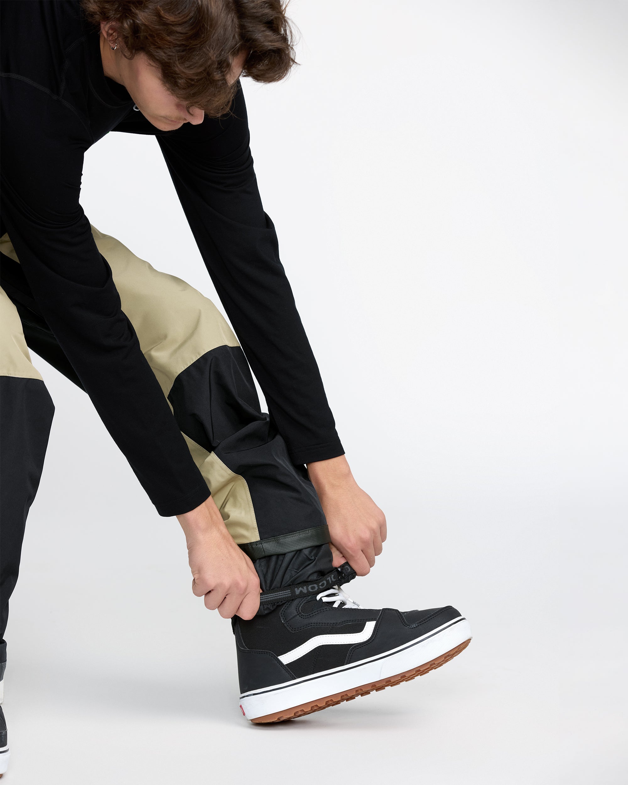 【更に更に値下げ】 VOLCOMユース WEAR Dua Gore-Tex Trousers - Charcoal - Men - Volcom EU - 2 Years