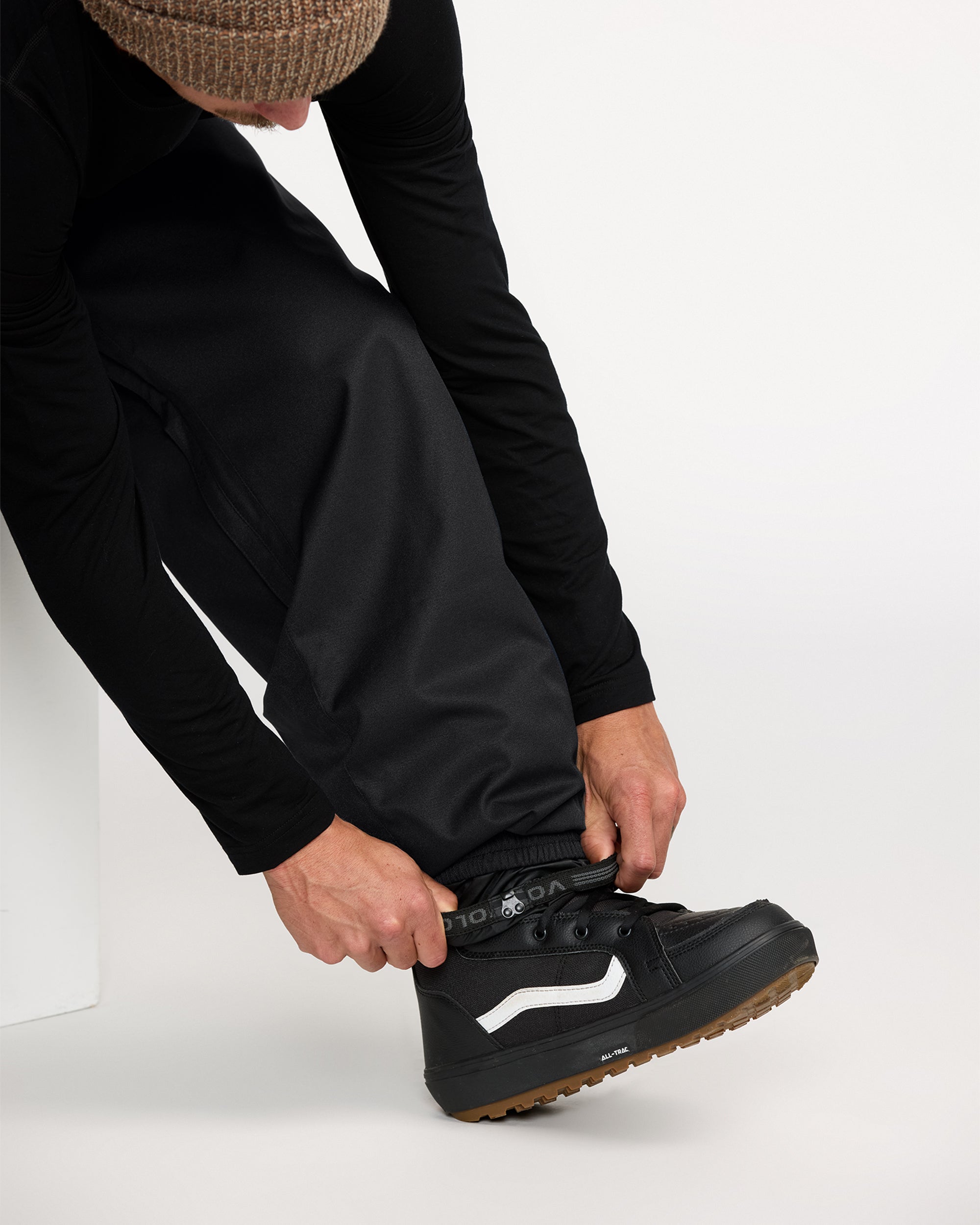 Arthur 20K Trousers - Black - Men - Volcom EU – Volcom Europe