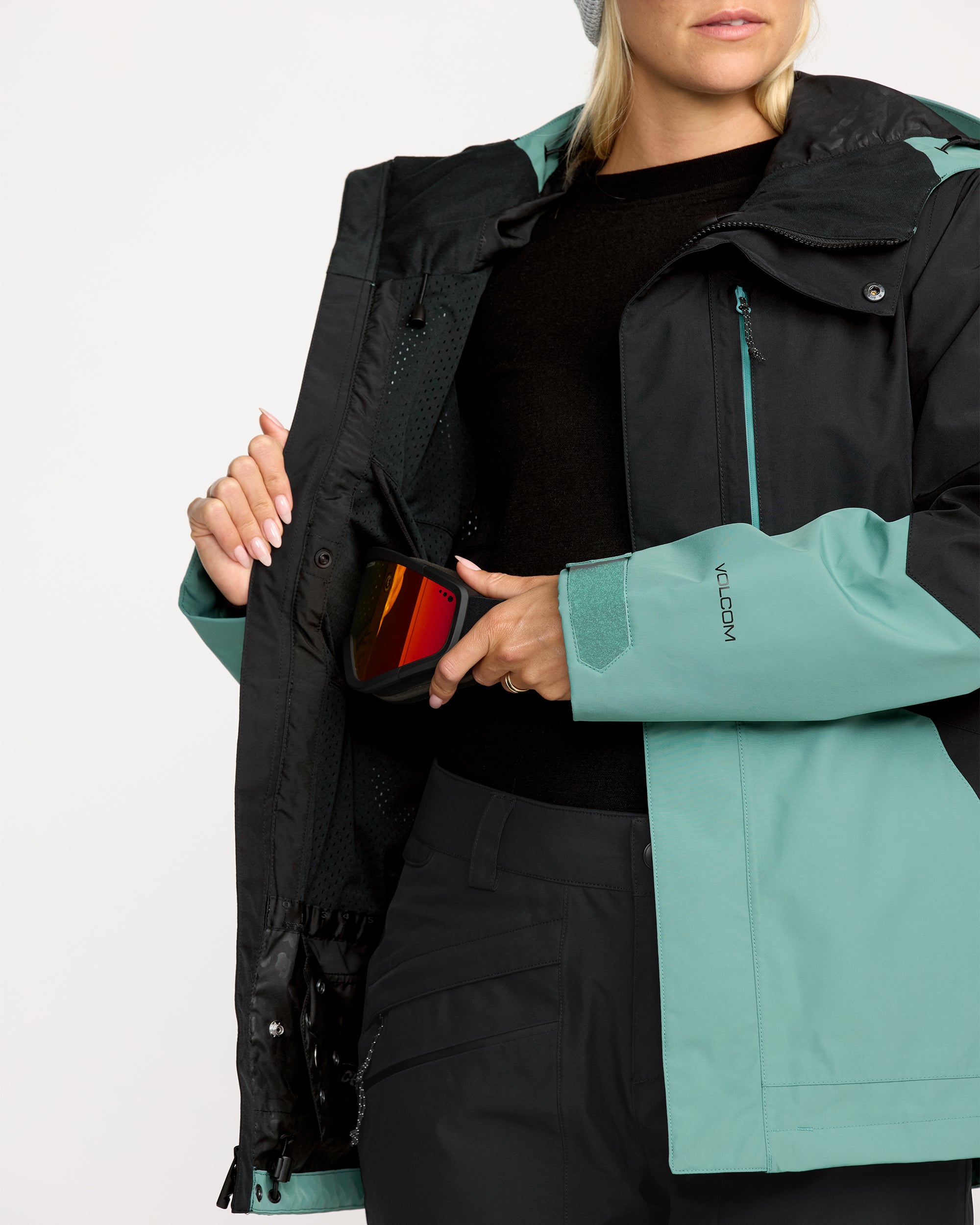 V.Co Eras Insulated Gore-Tex Jacket - Arctic Blue - Women - Volcom