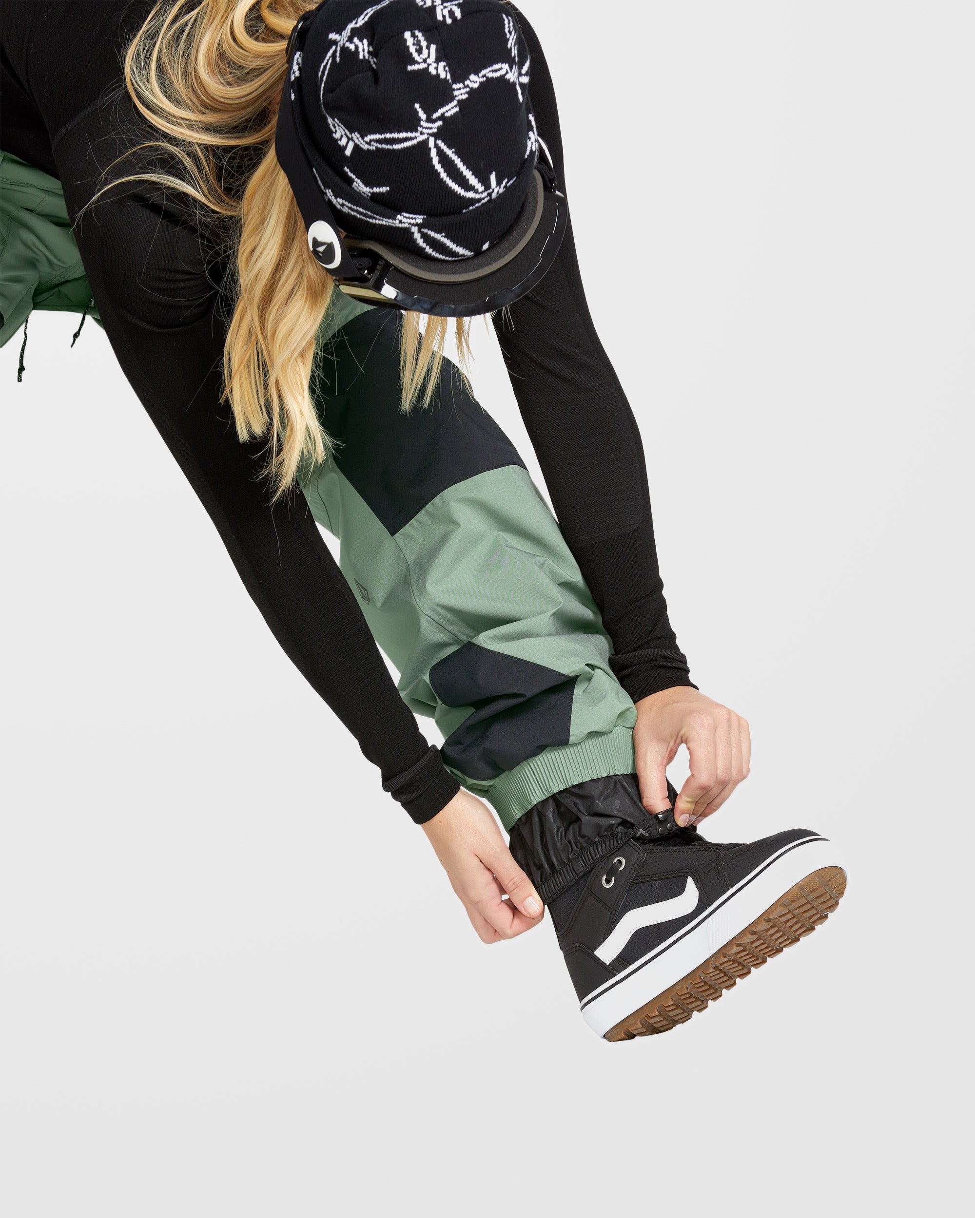 V.Co At Stretch Gore-Tex Trousers - Lichen Green - Women - Volcom
