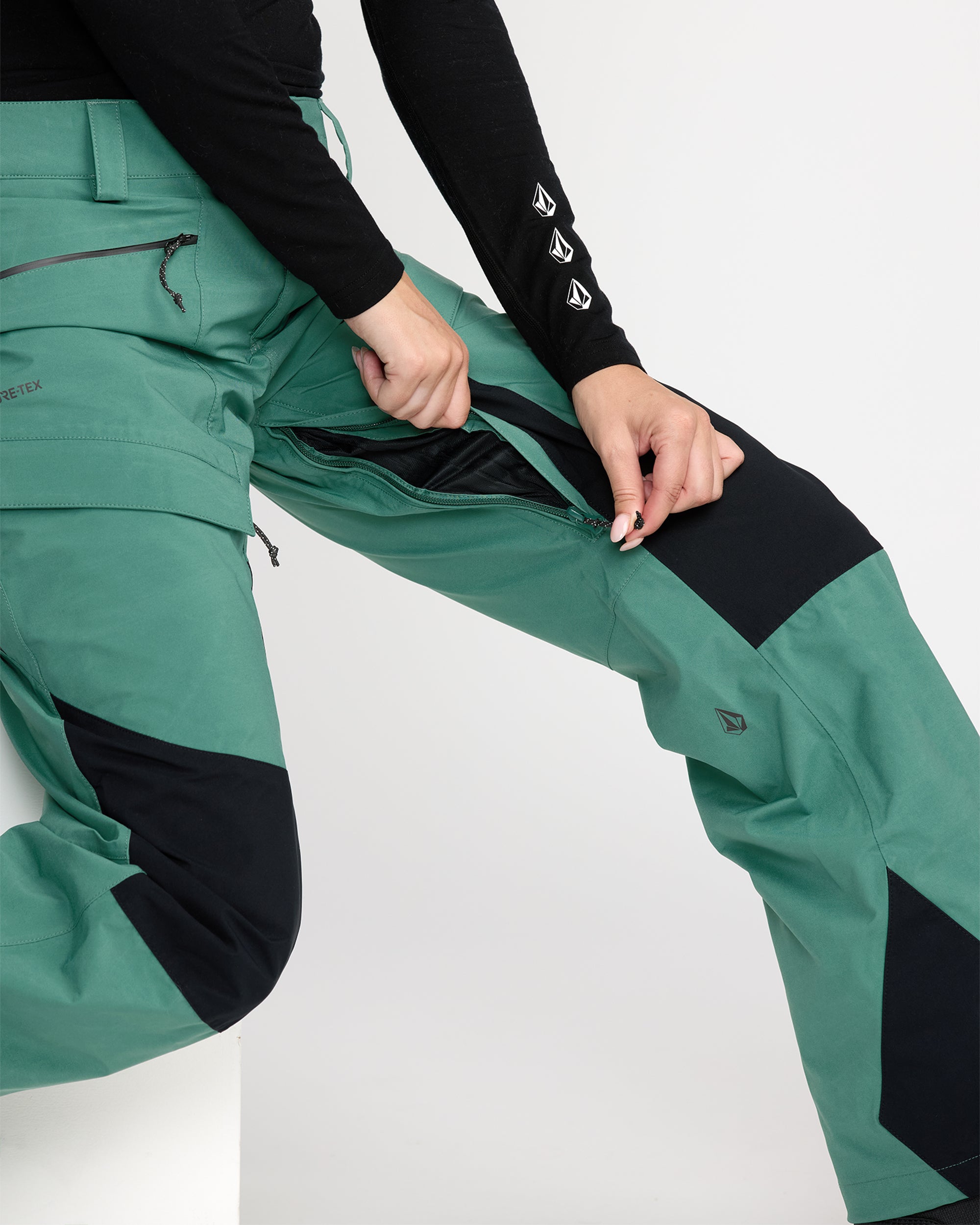 V.Co At Stretch Gore-Tex Trousers - Spruce Green - Women - Volcom