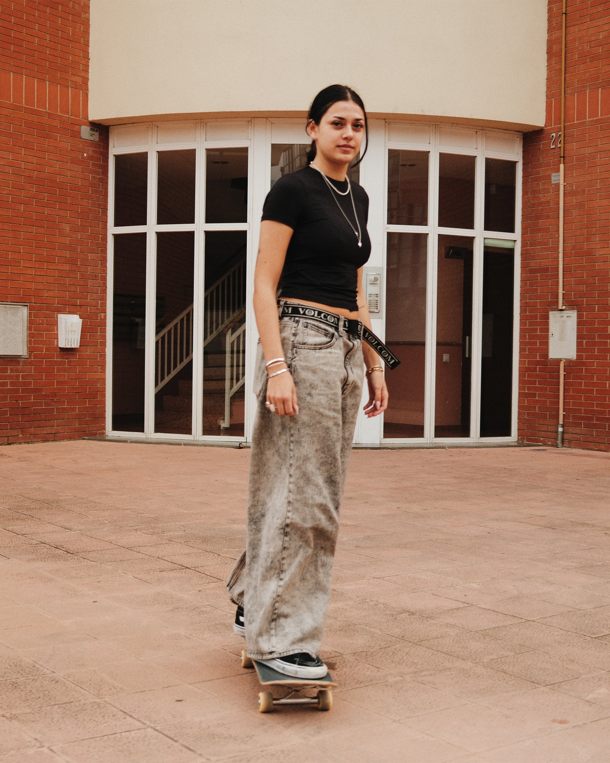 Beeggy Denim Trousers - GREY VINTAGE - Women - Volcom EU – Volcom