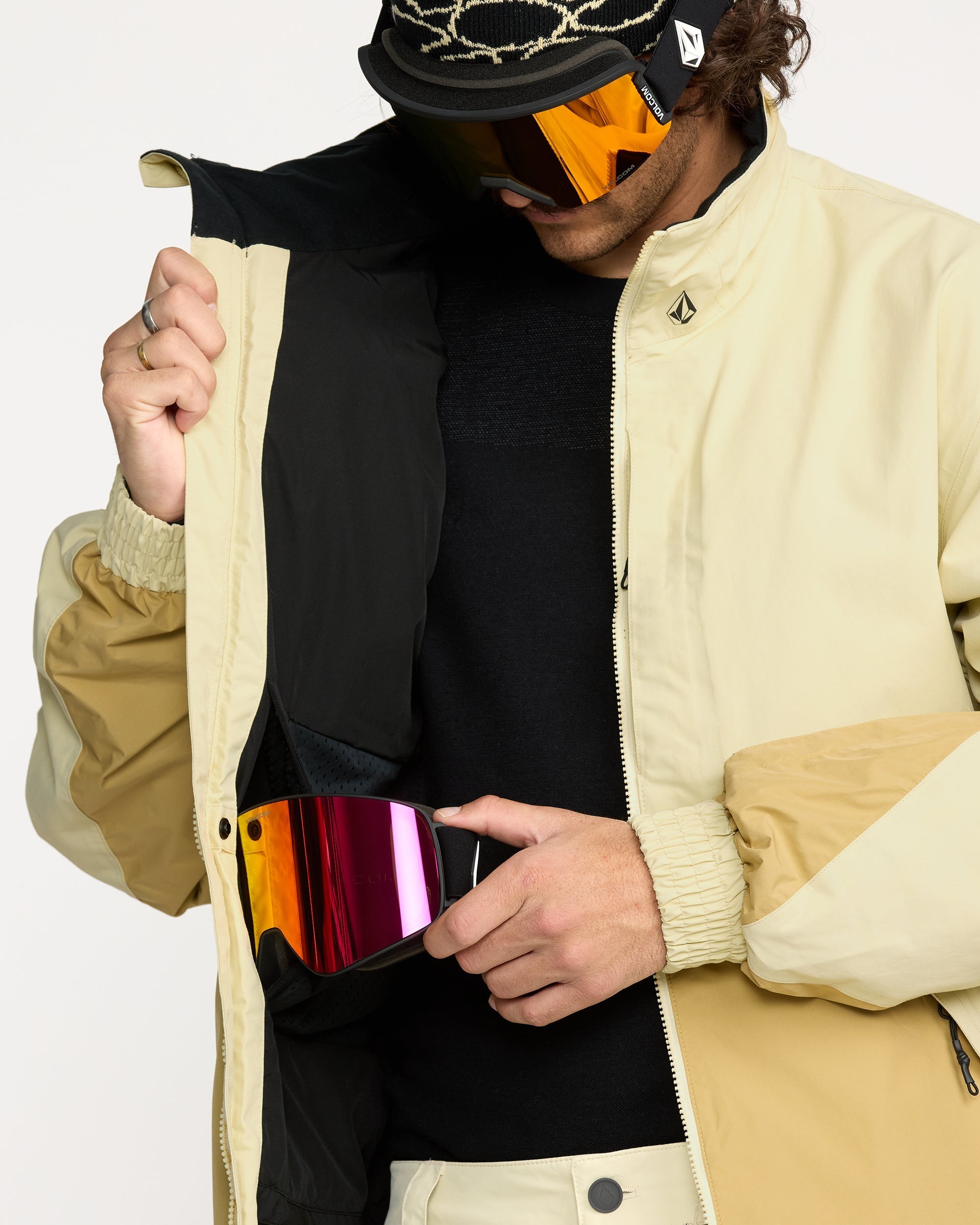 Longo Gore-Tex Jacket - Chino - Men - Volcom EU – Volcom Europe
