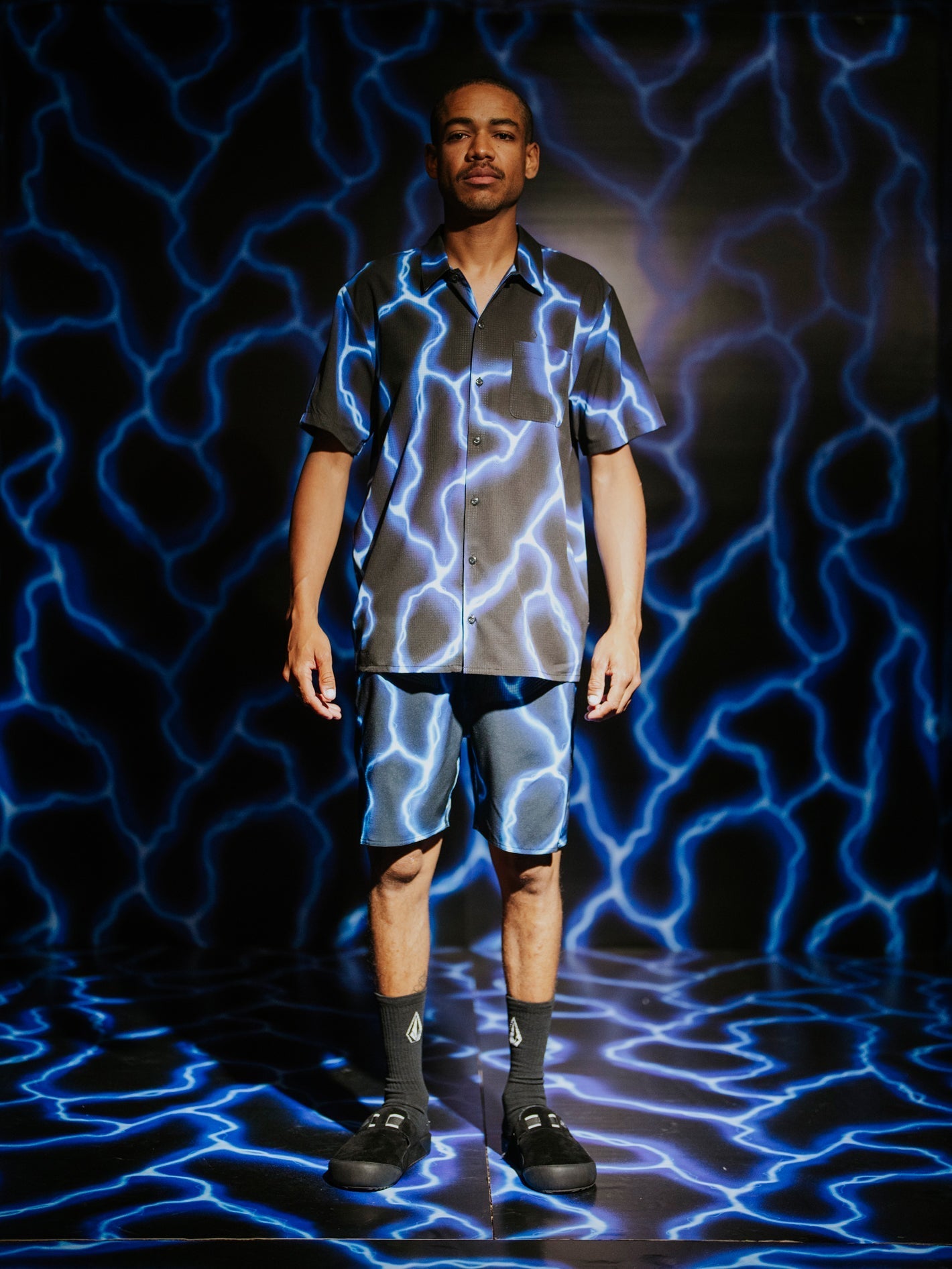 T Spinks Shirt - BLACK - Men - Volcom EU – Volcom Europe