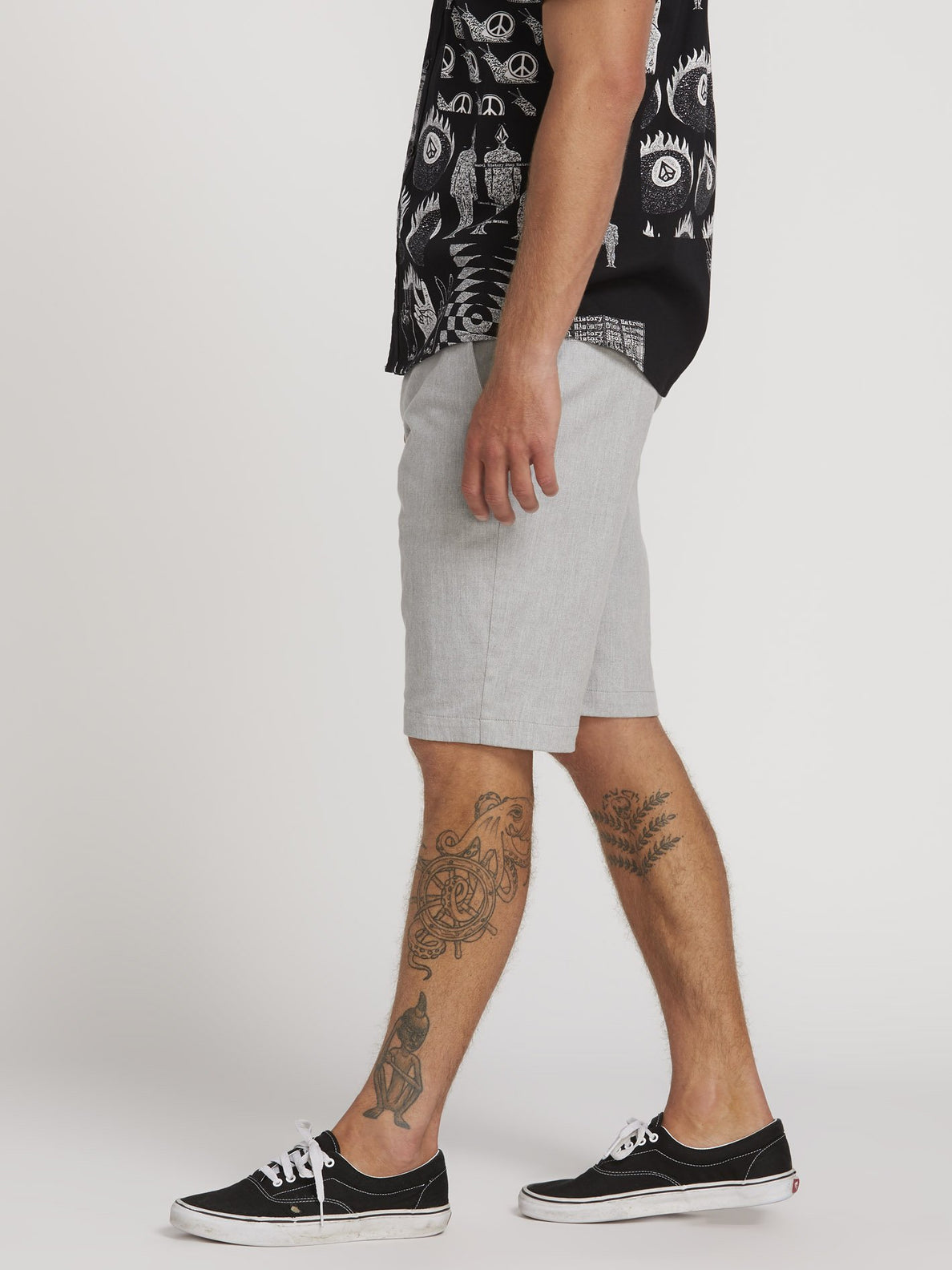 Volcom modern stretch chino shorts top