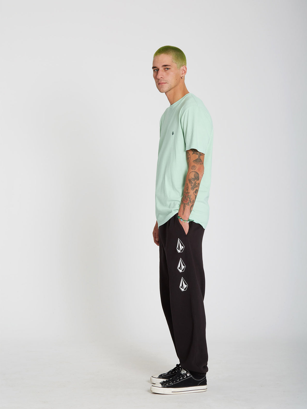 Iconic Stone Jogger BLACK Volcom Europe