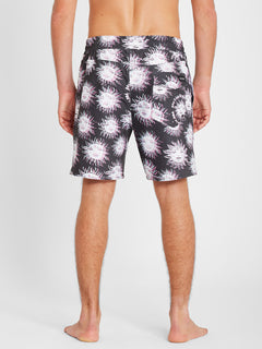 Ozzy Trunk 17