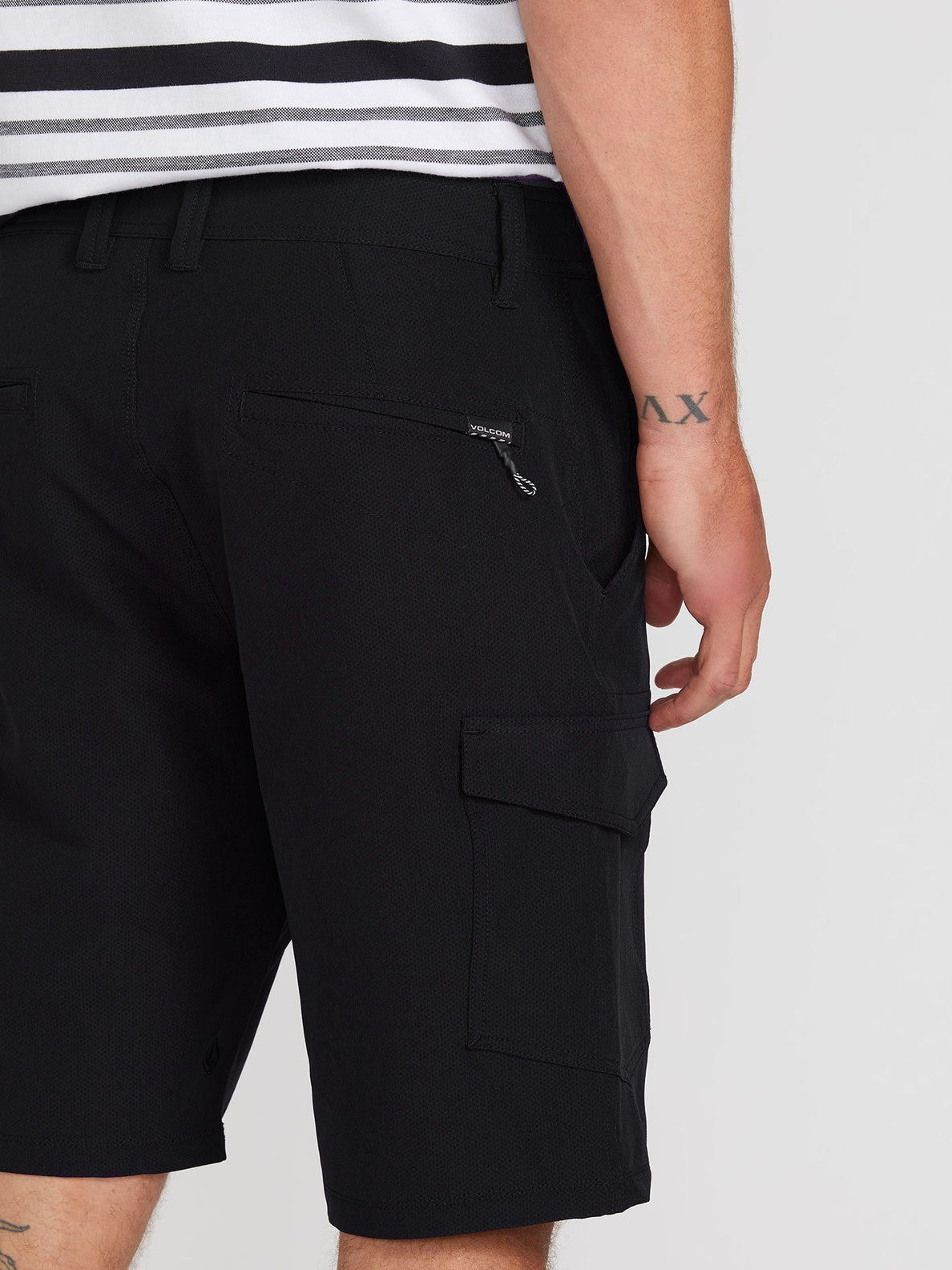 Surf N Turf Dry Cargo 21