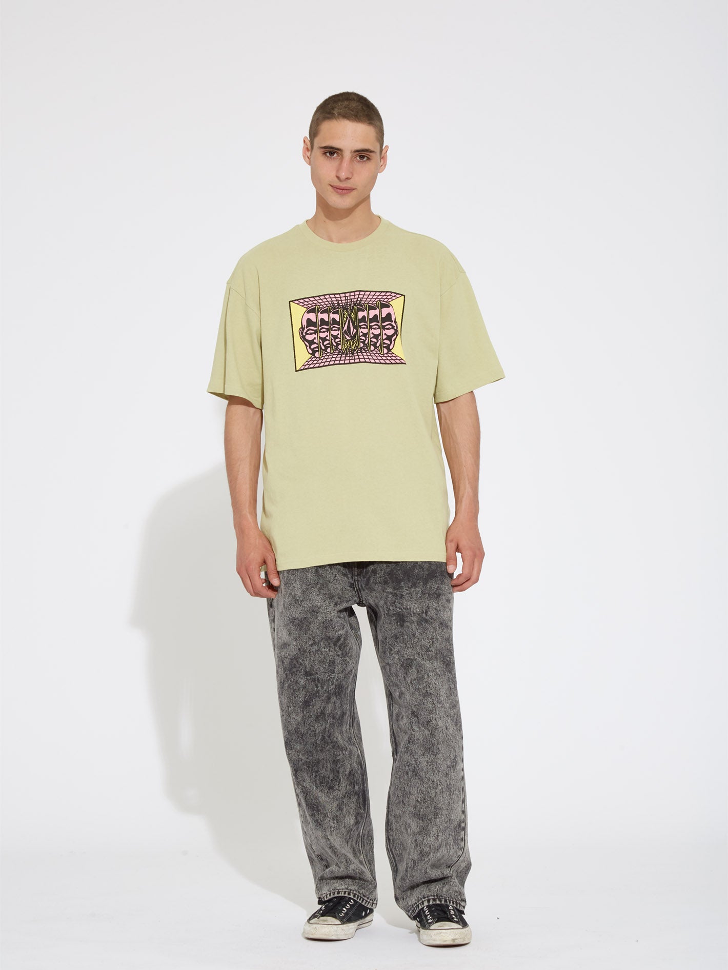 Mind Invasion T-shirt - LENTIL GREEN