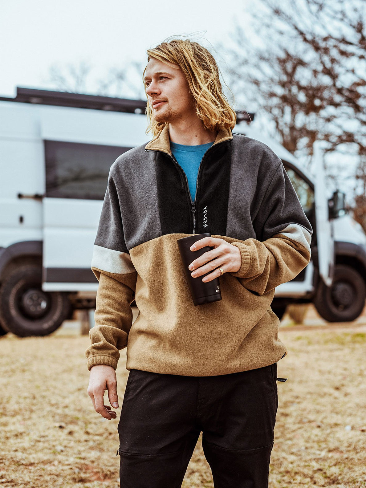 Rekker Polar Sweatshirt SANDDUNE Volcom Europe
