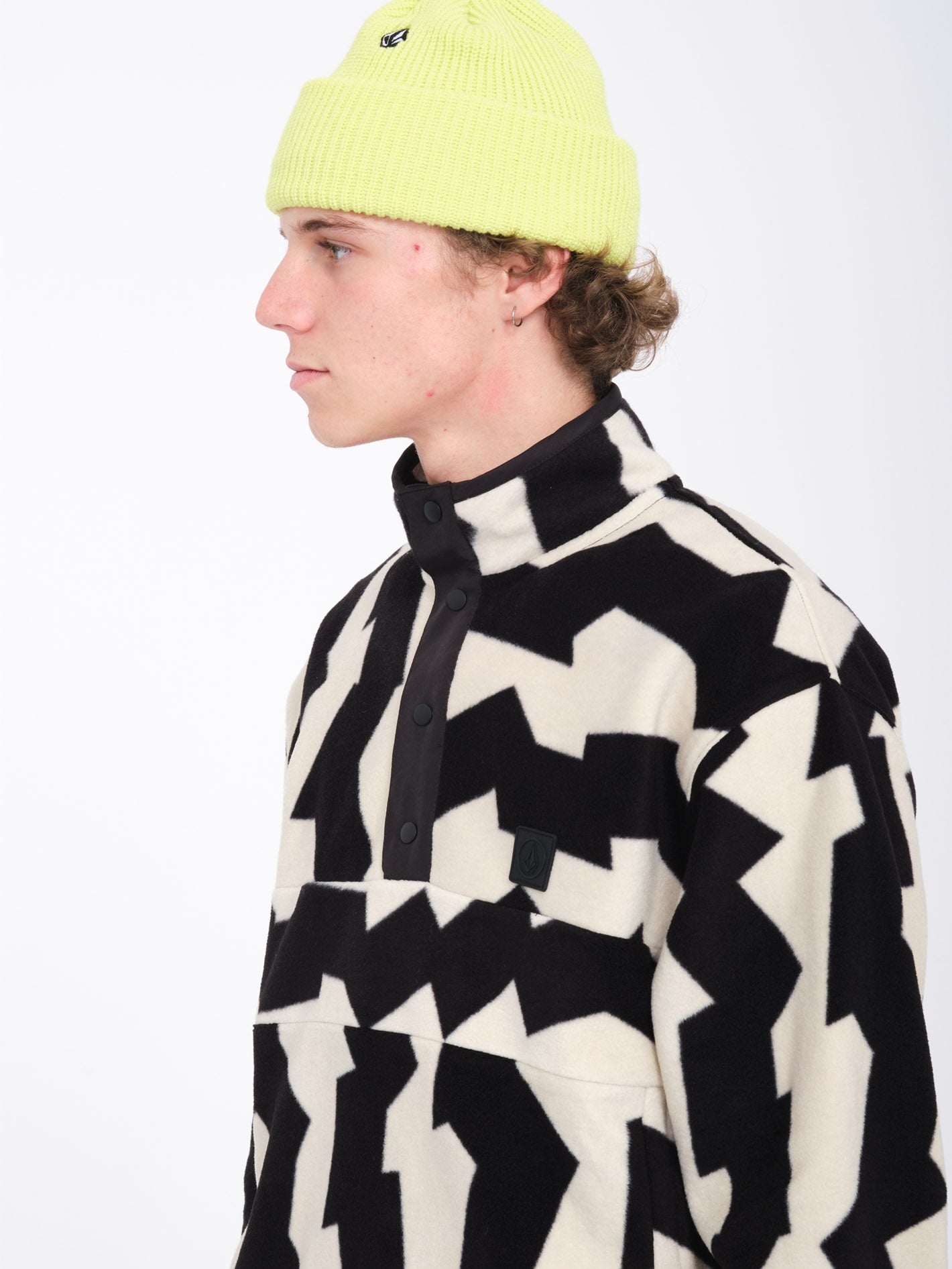 Error92 Pullover - DIRTY WHITE - Men - Volcom EU – Volcom Europe