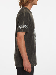 Vaderetro 1 T-shirt - BLACK (A5232206_BLK) [1]