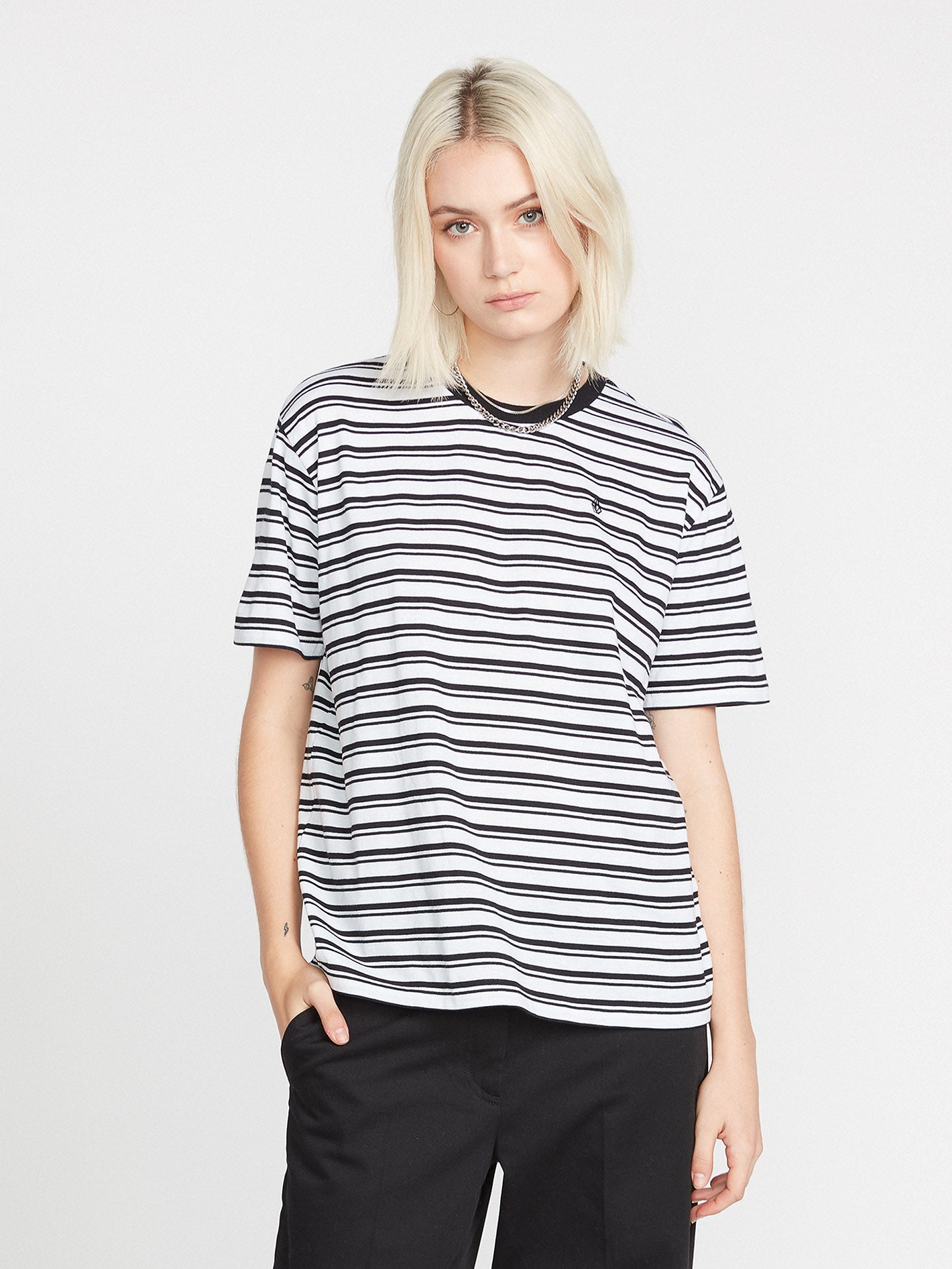 Party Pack T-shirt - BLACK WHITE