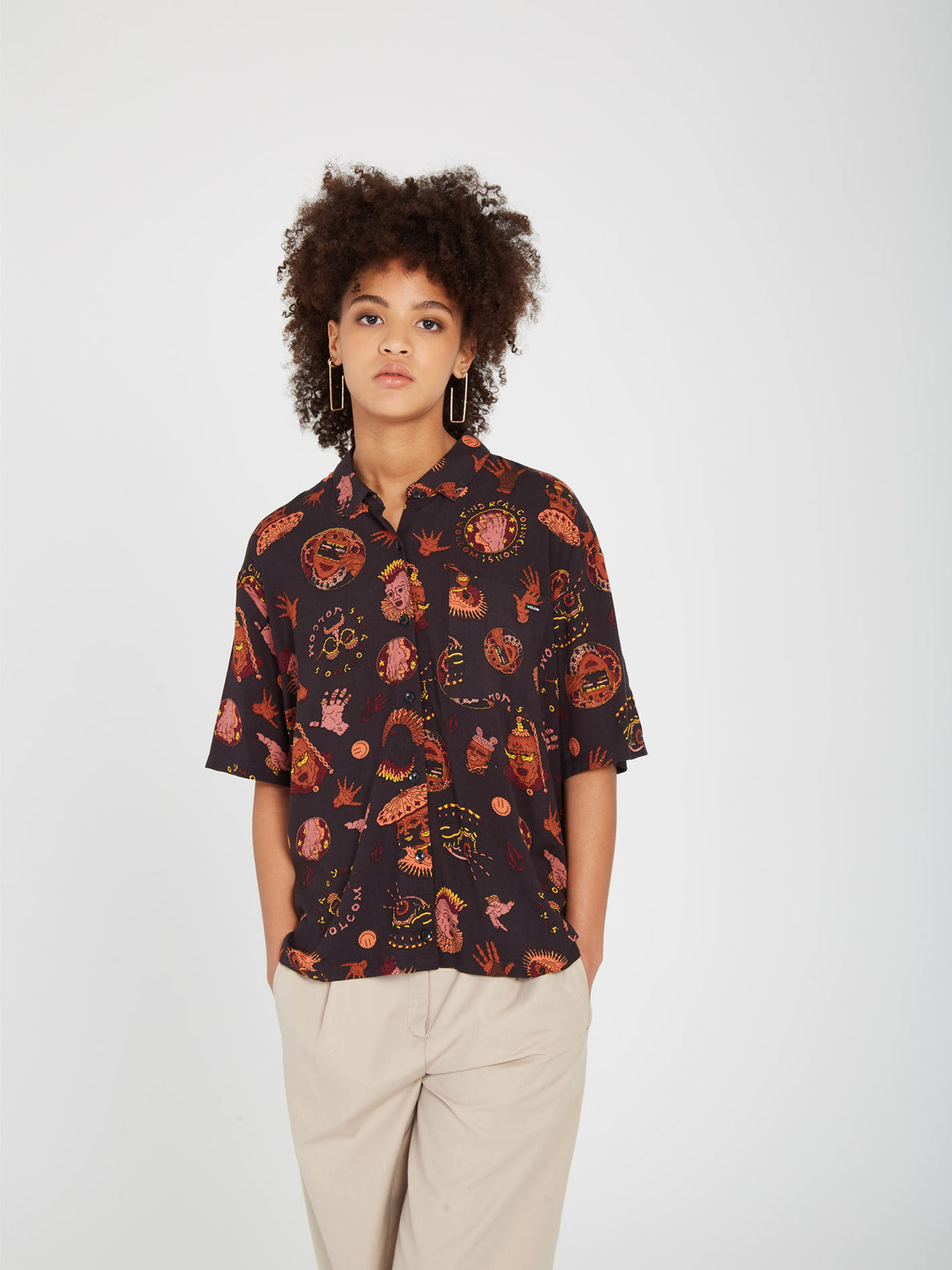 Connected Minds Shirt - BLACK - Women - Volcom EU – Volcom Europe