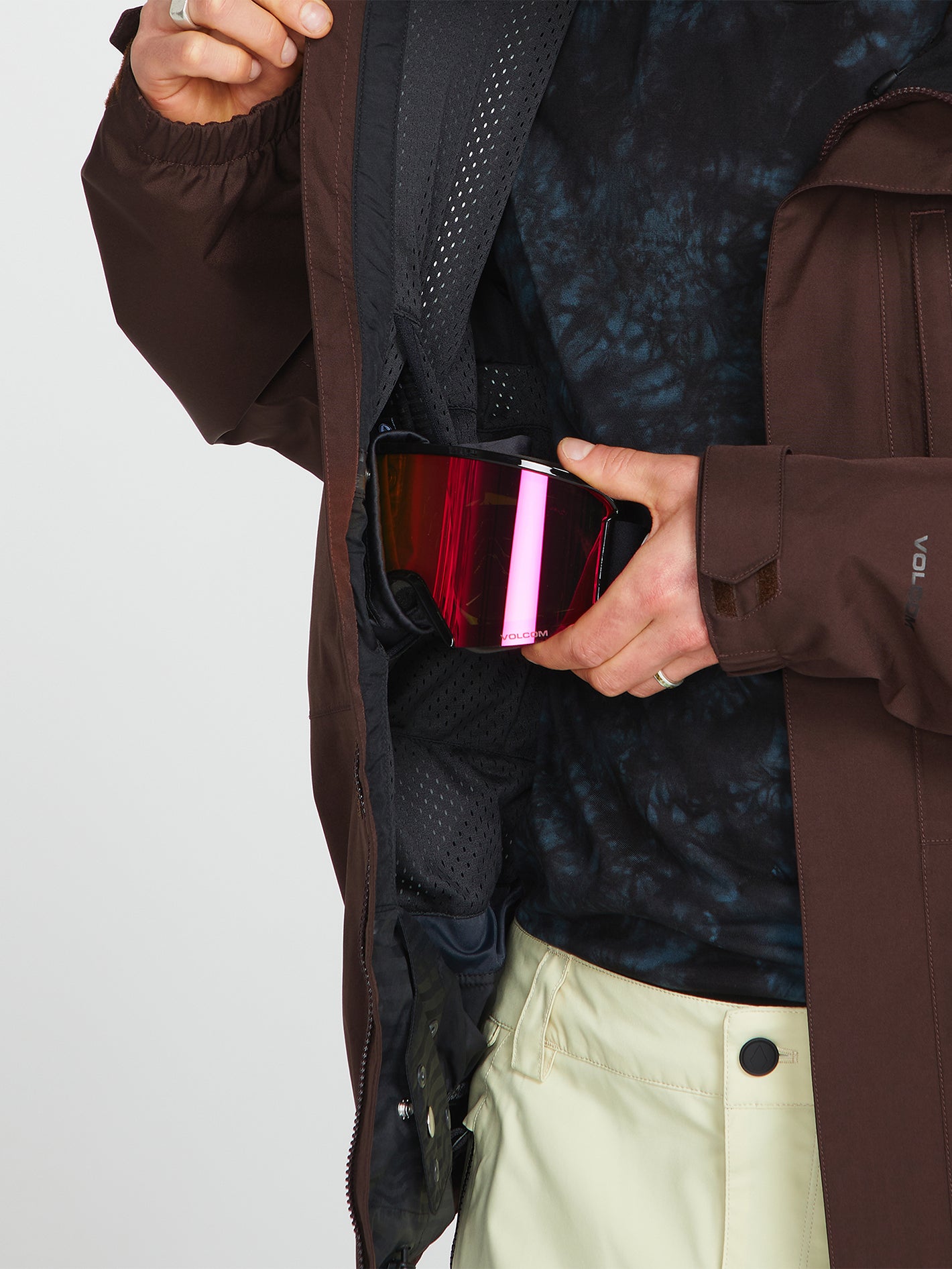 Dua Insulated Gore-Tex Jacket - Brown | Volcom Europe