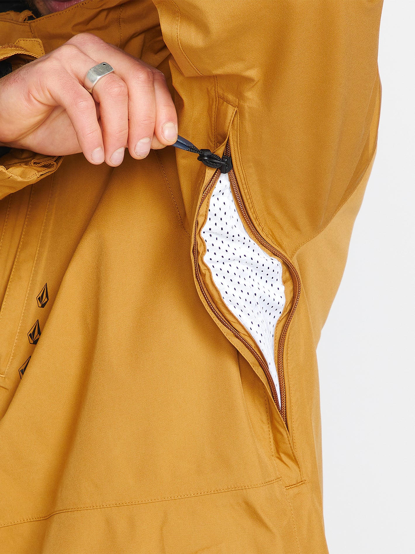 Dua Insulated Gore Tex Jacket Caramel Volcom Europe