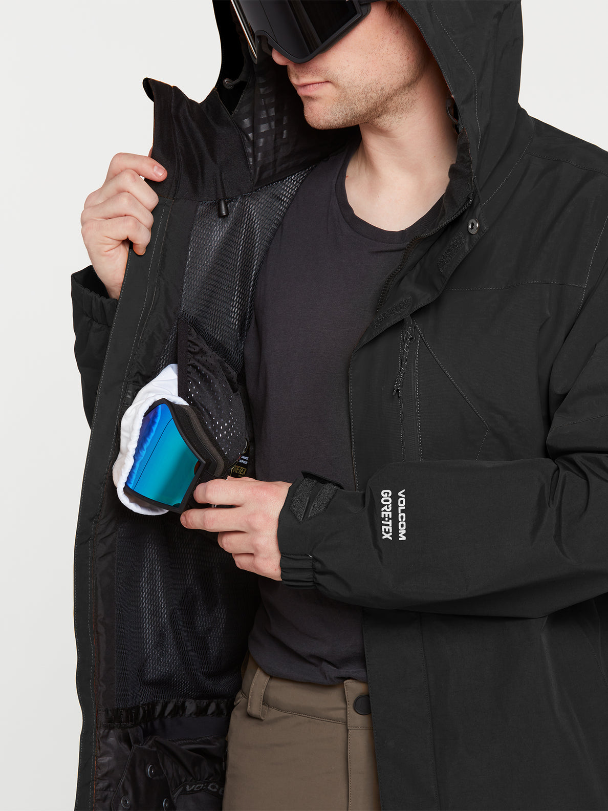 L Gore Tex Jacket BLACK Volcom Europe