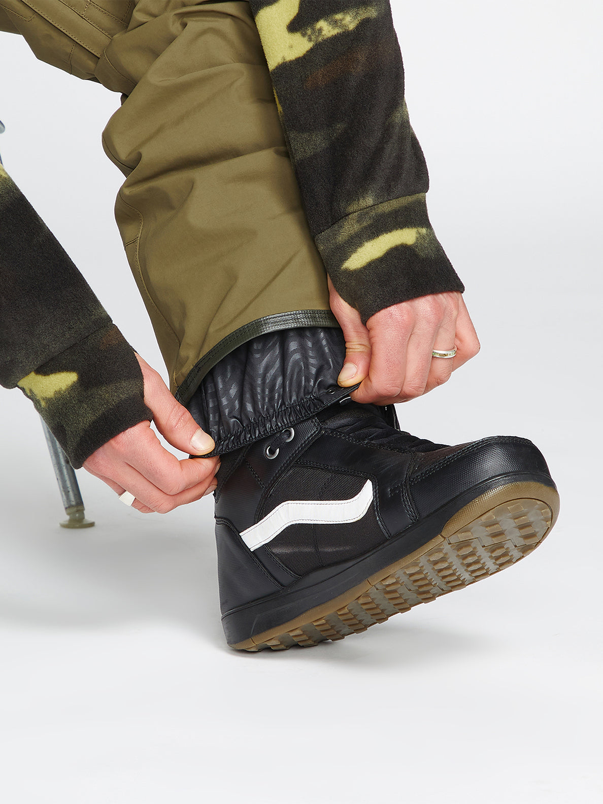 L GORE-TEX PANT (G1352303_DTK) [22]
