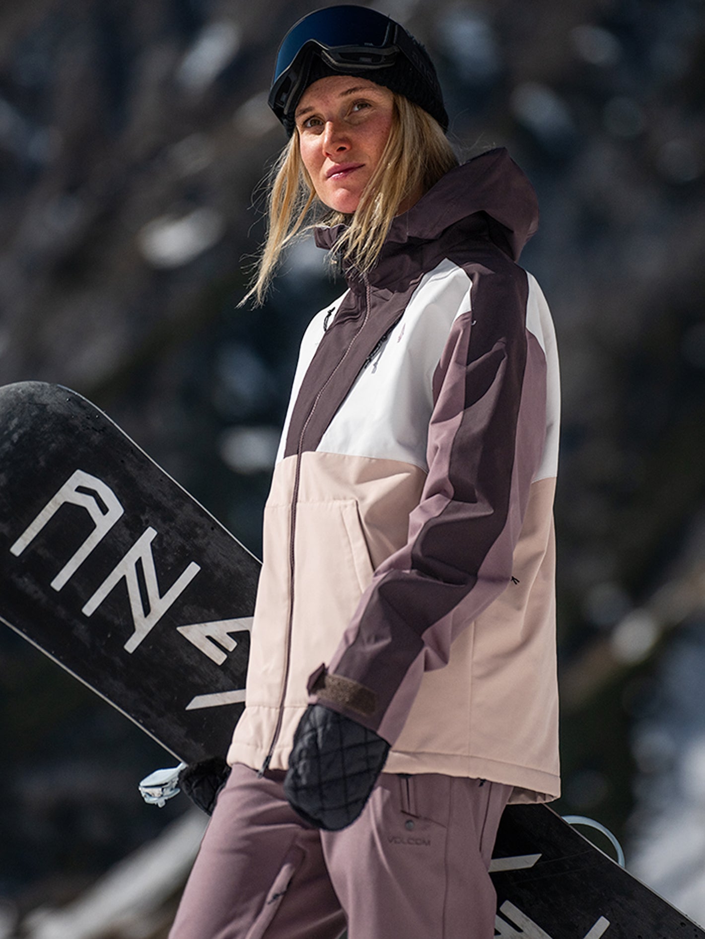 Rossland Insulated Jacket - Sand | Volcom Europe