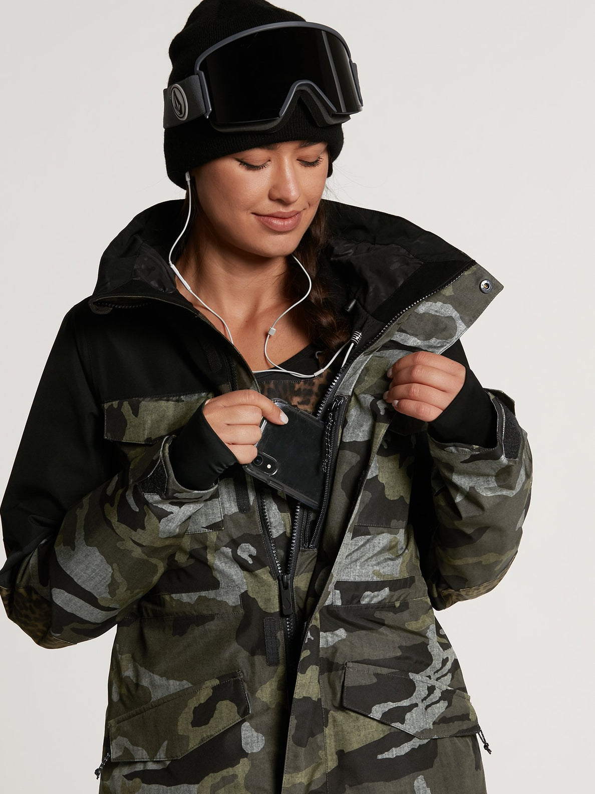 LEDA GORE-TEX JACKET (H0652100_SVG) [6]